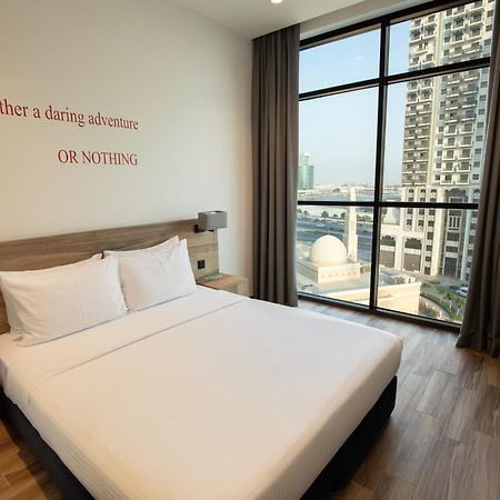 Kingsgate Al Jaddaf Hotel By Millennium Dubai Exterior photo