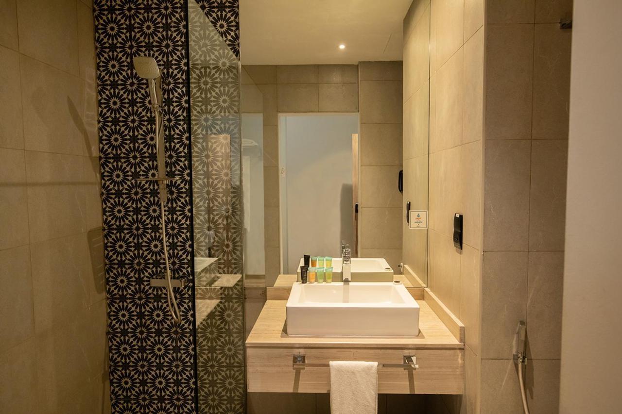 Kingsgate Al Jaddaf Hotel By Millennium Dubai Room photo