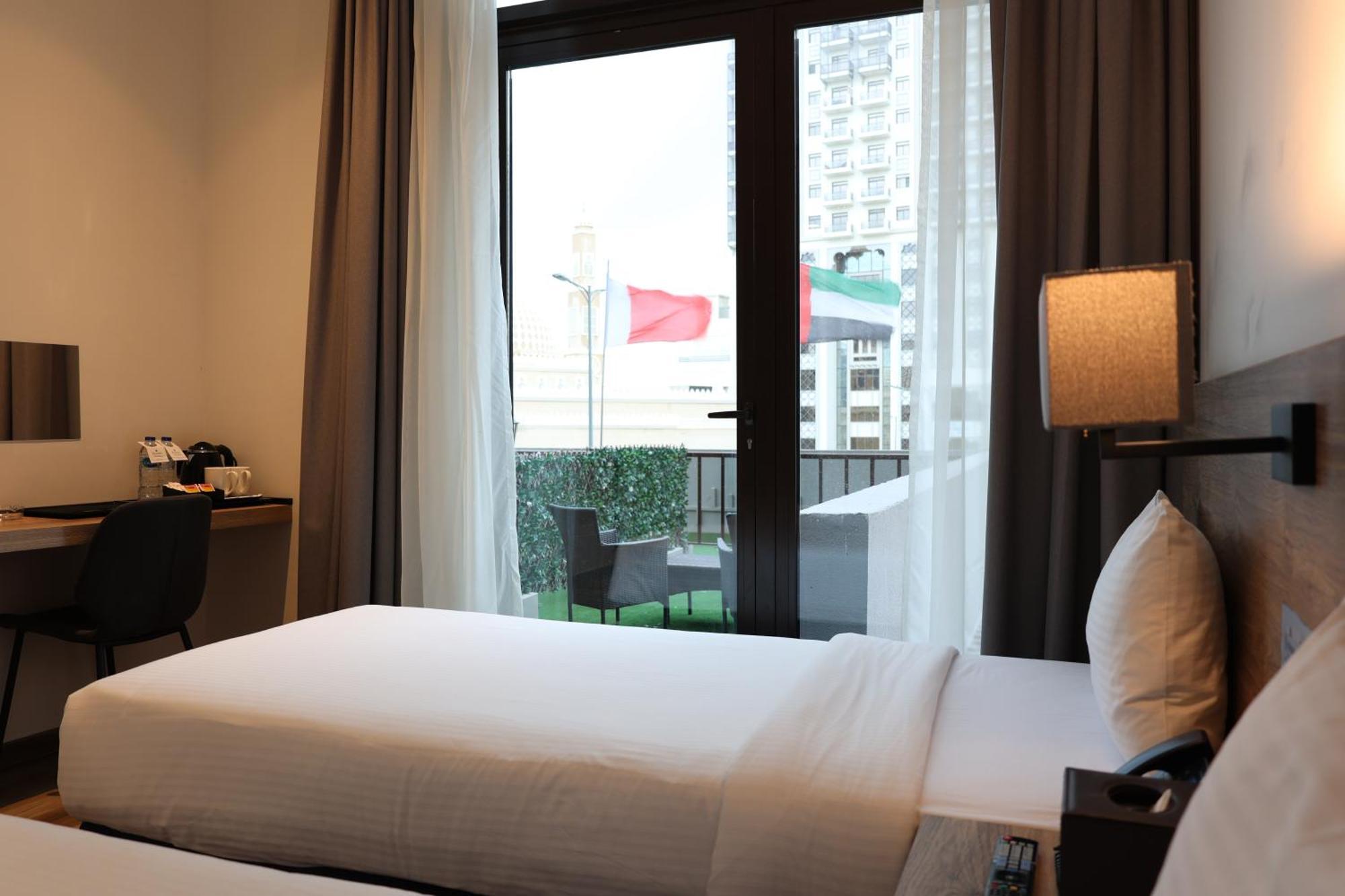 Kingsgate Al Jaddaf Hotel By Millennium Dubai Exterior photo