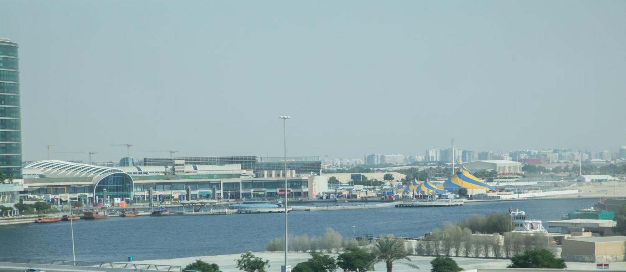 Kingsgate Al Jaddaf Hotel By Millennium Dubai Exterior photo